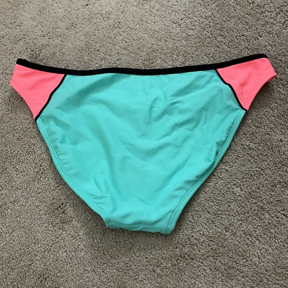 Neon bikini set - Picture 2 of 8